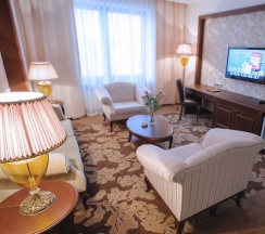 Четырёхместный номер Коннект в President Hotel Minsk