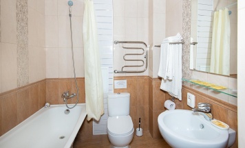 Номер студия №106 в Hotel central