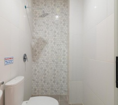 Двухместный номер Economy двуспальная кровать в Sans Hotel Bubulak Bogor