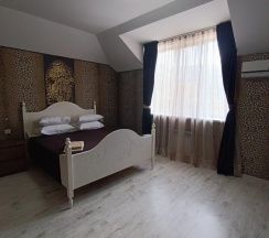 3-комнатные апартаменты в Семья 2