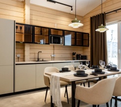 Коттедж с видом на сад в Прованс