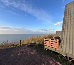 Домик А-фрейм с видом на море в Станция Морская