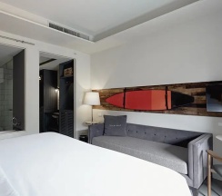 Двухместный номер Deluxe с видом на бассейн двуспальная кровать в Sugar Marina Resort -Surf- Kata Beach