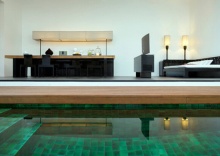 Двухместная Secret Pool Villa двуспальная кровать в The Library