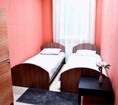 двухместный номер с отдельными кроватями №4 в Kunak House