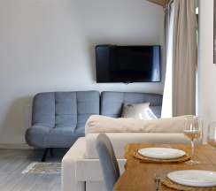 Люкс "Горы", 2-х местный с двуспальным диваном и кухней. в Bergamo