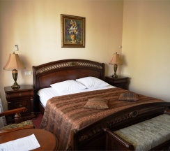 Полулюкс с двуспальной кроватью в Александр