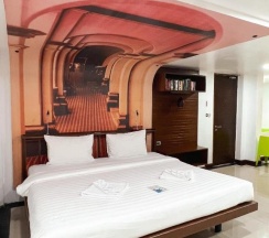 Двухместный номер Superior двуспальная кровать в The Color Kata