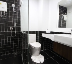 Семейный номер Standard с балконом в Anna-Nava Pakkret Hotel