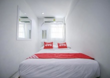 Двухместный номер Standard двуспальная кровать в OYO 568 Art Hotel Hua Lamphong - Hostel