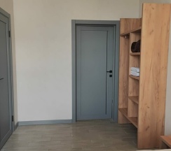 Двухместный номер с балконом с видом на улиц в Amina