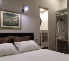 Двухместный номер комфорт в Brick Walls Hotel