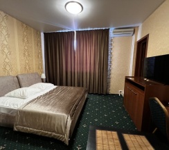 Полулюкс Комфорт в Гринъ