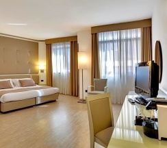 Номер Classic в Mediterraneo Palace Hotel