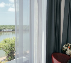 Двухместный номер Deluxe с видом на реку двуспальная кровать в Hotel Sentral Kuantan