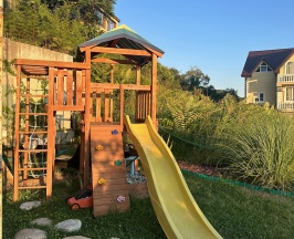 Трехместный номер с 3 односпальными кроватями с видом на горы в Аист