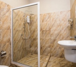 Трёхместный номер Standard в Thanburi Resort