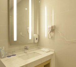 Двухместный номер Standard 2 отдельные кровати в Holiday Inn Express Jinan Exhibition Center by IHG