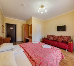 4-местный номер полулюкс в Престиж