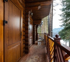 Шале с большой двухспальной кроватью в Софийские вершины