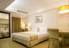 Студия с балконом в Hope Land Hotel Sukhumvit 24