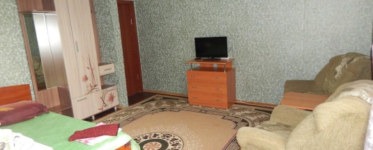 Комната стандарт с 1 двуспальной кроватью (с завтраком) в Гостевой дом на Школьной