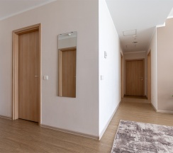 Трехкомнатные улучшенные апартаменты с двумя спальнями (7 этаж) в Real Apartments Sochi