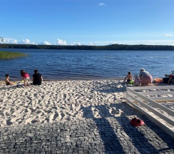 Коттедж с террасой и уличным джакузи в Ялкала