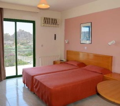 Четырёхместный номер Standard в Maris Grand Waterpark Resort
