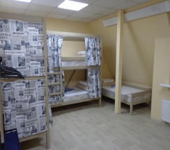 Кровать в общем номере (мужской номер) в Рус