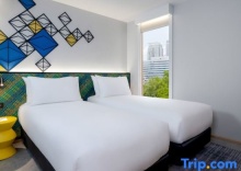 Двухместный семейный люкс 2 отдельные кровати в ibis Styles Bangkok Silom