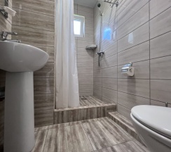 Улучшенный трехместный  номер 1 этаж в Moon