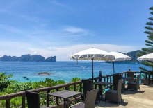 Номер Standard с красивым видом из окна в HIP Seaview Resort at Phi Phi