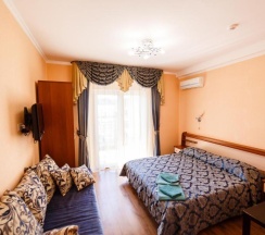 3-местный номер полулюкс в Престиж