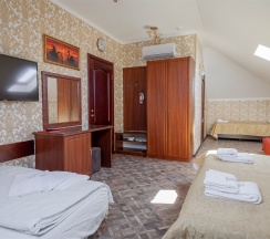 Мансардный семейный без балкона в Karap palace hotel