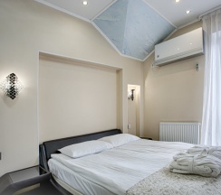 Двухместные апартаменты 15 с видом на парк двуспальная кровать в Exclusive Hotel&Apartments