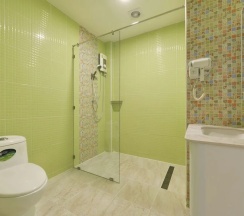 Двухместный номер Deluxe двуспальная кровать в Berich Hotel