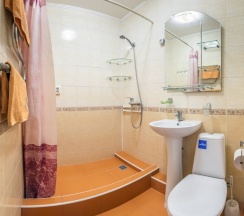 Четырех местный стандарт двухкомнатный в Ольга