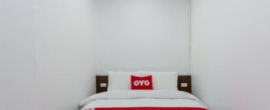 Кровать в общем номере в OYO 75416 Rama3 Sunrise Hostel