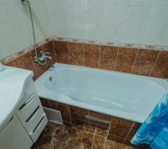 2-комнатный номер стандарт с 1 односпальной и 1 двуспальной кроватью в Анапа