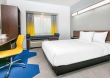 Двухместный номер двуспальная кровать в Microtel Inn & Suites by Wyndham Austin Airport