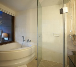 Двухместный номер Deluxe двуспальная кровать в Novotel Phuket Vintage Park Resort