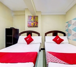 Семейный номер Standard в OYO 894 Cosmo Hotel P Campa Manila