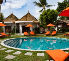 Номер Deluxe с балконом и с красивым видом из окна в Отель Secret Garden Beach Resort