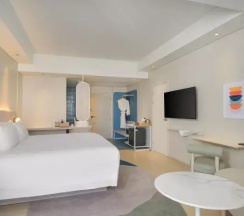 Номер Superior с видом на океан в Centara Karon Resort Phuket