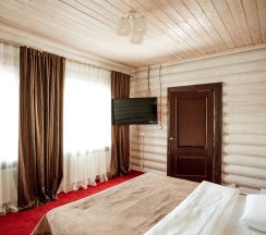 DELUXE FAMILY в Goldy Key