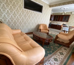 3-комнатные апартаменты люкс семейные в Apart Ru Hotel