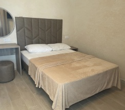 Двухместный номер Comfort с видом на горы двуспальная кровать в Мармари