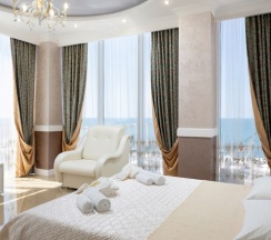 Люкс с панорамным видом на море в Tropicana Resort by Stellar