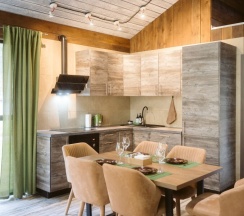 Дом с камином, сауной и купелью (до 8 гостей) ТРООДОС в Berloga Country Resort